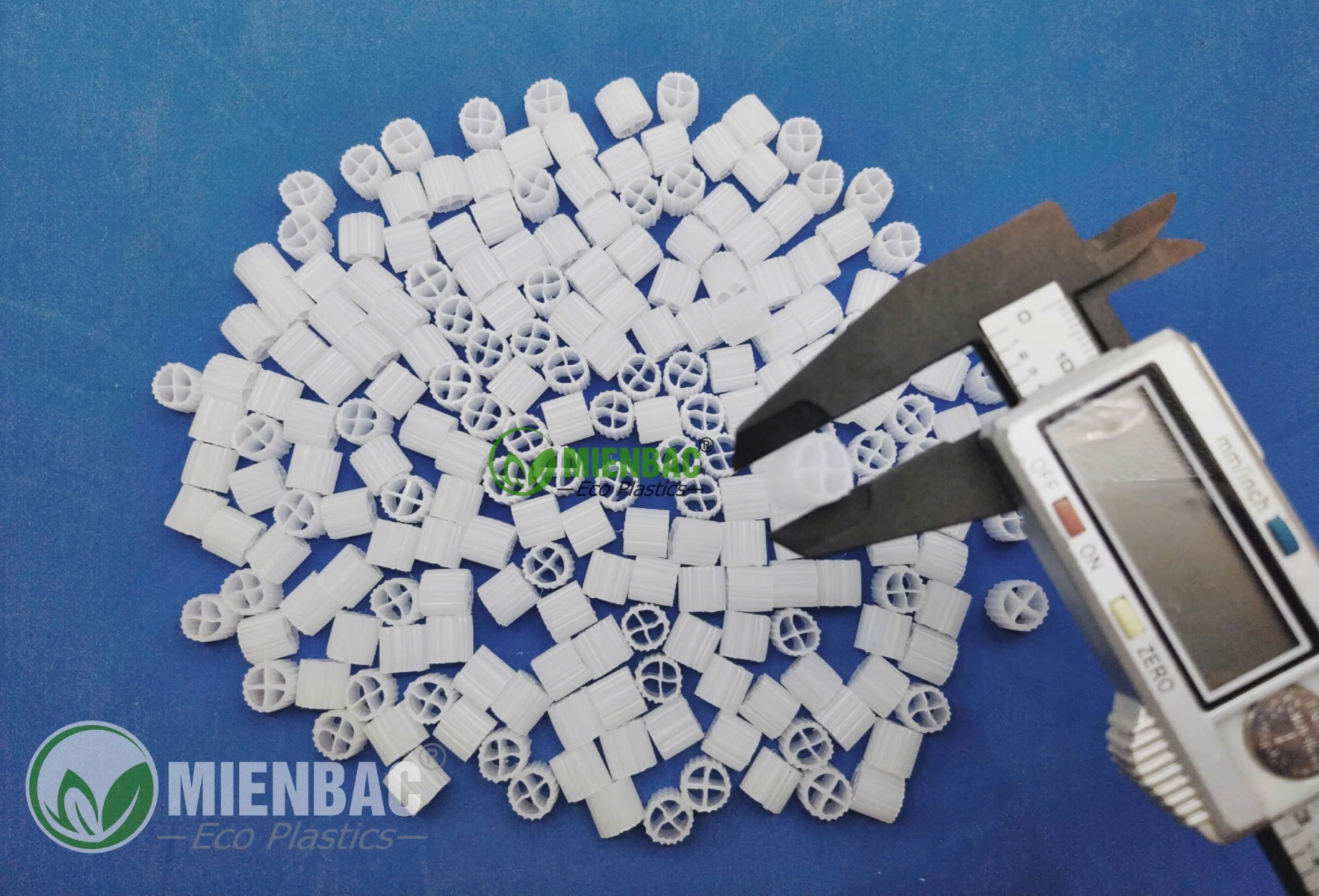 Giá thể vi sinh MBBR D8mm