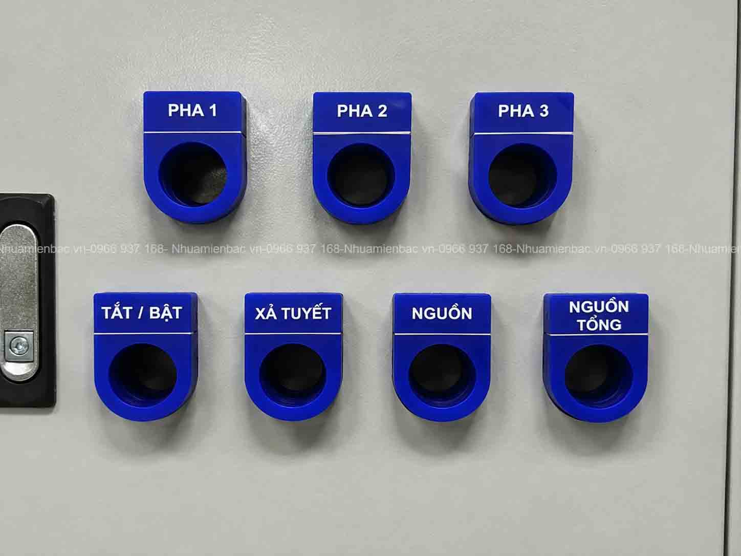 Gia công nút tủ điện theo yêu cầu- giá rẻ-chất lượng