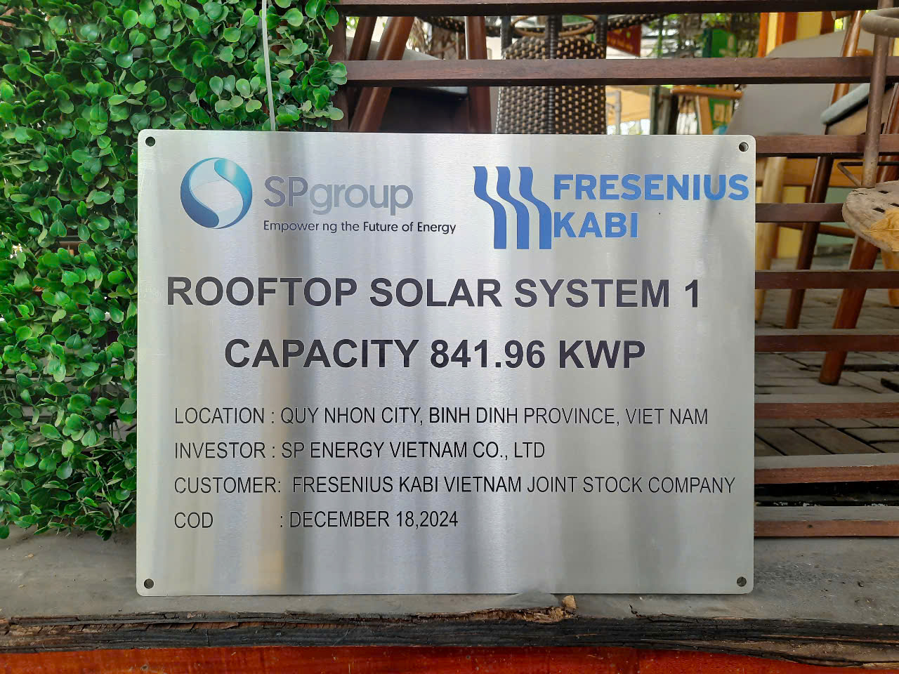 In biển cảnh báo khắc laze UV theo yêu cầu 